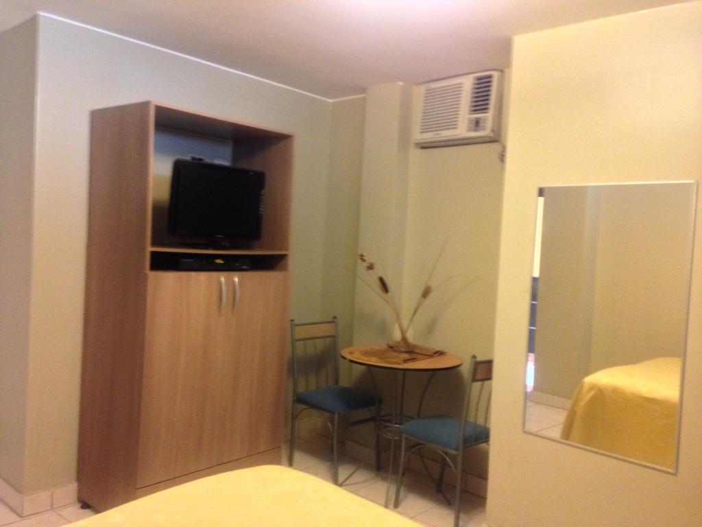 Tropical Inn Hotel جواياكيل المظهر الخارجي الصورة