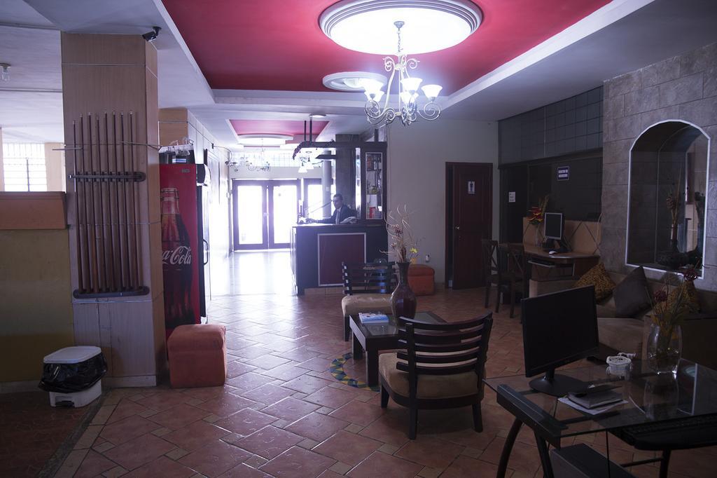 Tropical Inn Hotel جواياكيل المظهر الخارجي الصورة